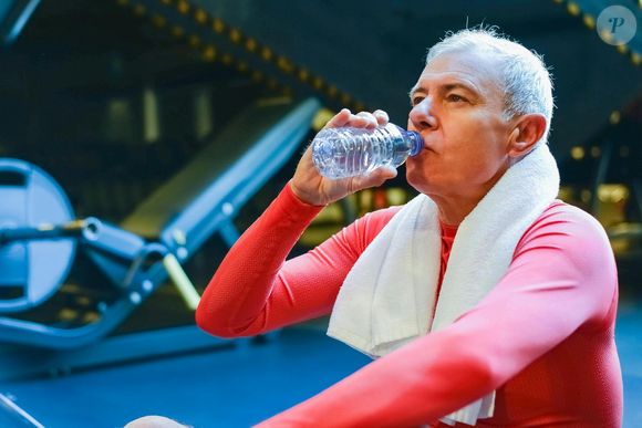 Treinar é uma forma de "cuidar do nosso corpo para que ele possa nos servir por muitos anos mais", segundo a treinadora