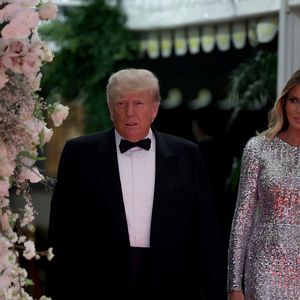 Vestido brilhante foi usado por Melanie Trump em 31 de dezembro de 2022