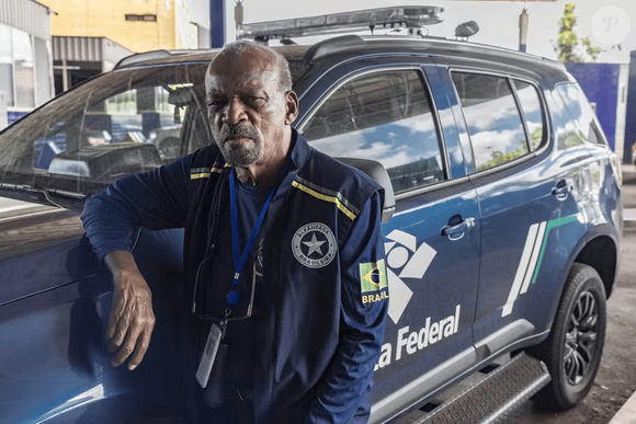 Salvador (Antonio Pitanga)