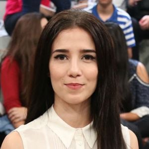 Marjorie Estiano revelou em entrevista ao podcast 'Isso Não É Uma Sessão de Análise' os motivos que a levaram a decidir não ter filhos. A atriz relacionou a escolha à relação conturbada que viveu com a mãe durante a juventude