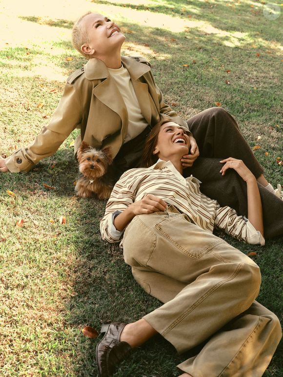 Xuxa e Sasha Meneghel estrelam a campanha da Hering, que traduz uma vertente contemporânea e consciente do casual chic, com jeans de modelagem reta e camisetas polo listradas como protagonistas do visual elegante e descomplicado