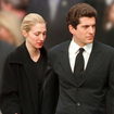 'O coração dele estava partido, e o dela também': descubra como foram os últimos dias de Carolyn Bessette e JFK Jr. antes do acidente aéreo fatal