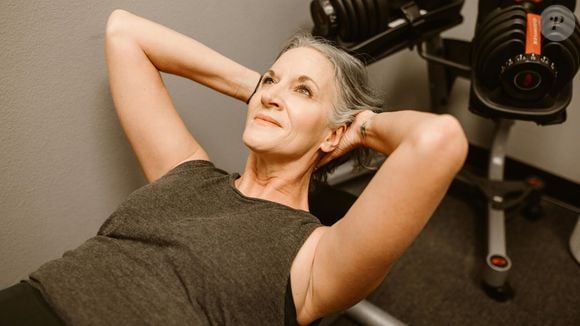 Este desafio de Pilates na parede pode ser feito em casa para tonificar seus músculos