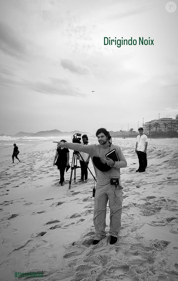 Cauã Reymond mostra diretor trabalhando nos bastidores de 'Vale Tudo', após polêmicas com Bella Campos