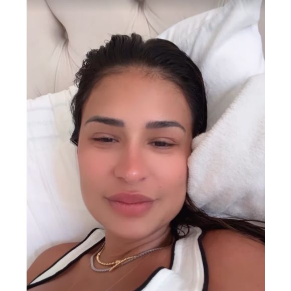 Simone Mendes relatou ter contraído gastroenterite do filho mais velho, Henry, e precisou de atendimento nessa segunda-feira, 29 de setembro de 2025