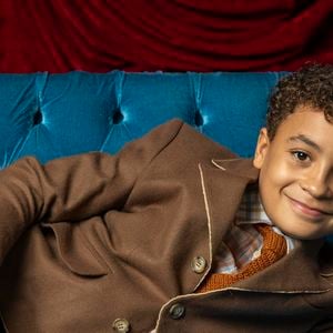 Picolé (Isaac Amendoim)é um menino divertido, de coração bom, e comilão.