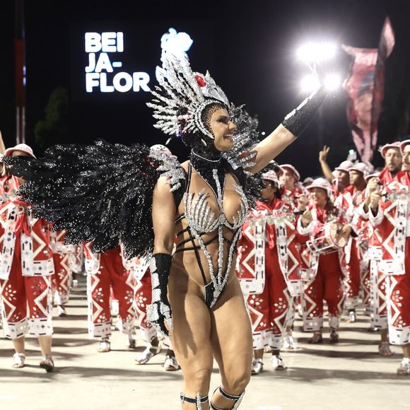 Viviane Araújo intensificou treinos para chegar na Sapucaí com corpo ainda mais torneado - Foto: Brazilnews/Agnews