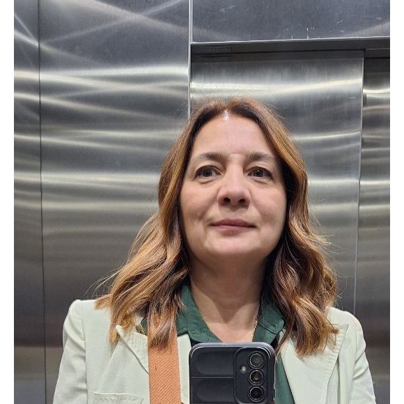 Claudia Helena dos Santos, ex-assistente de Ana Hickmann, tornou público seu perfil no Instagram nesta segunda-feira (03)