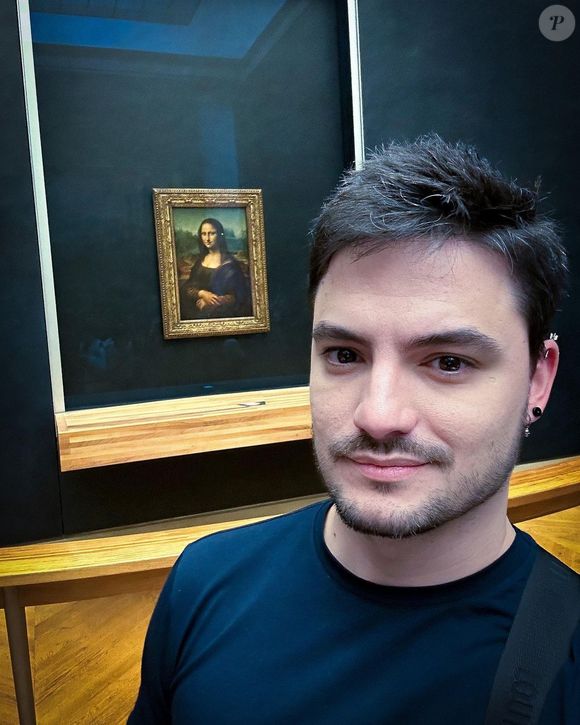 Em um vídeo publicado em suas redes sociais, Felipe afirmou que sua decisão não é um gesto de vaidade, destacando que já construiu um legado financeiro e na comunicação que o sustenta.