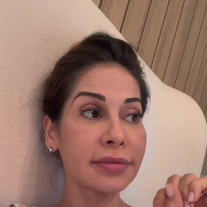 Visivelmente sem energia, Maíra Cardi faz desabafo após dias difíceis acompanhando o tratamento da filha nos Estados Unidos