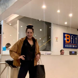 Atriz Suzy Rêgo de 'A Viagem' já compartilhou com os seguidores na web sobre sua rotina de treinos e exercícios; ela é adepta à dieta cetogênica.