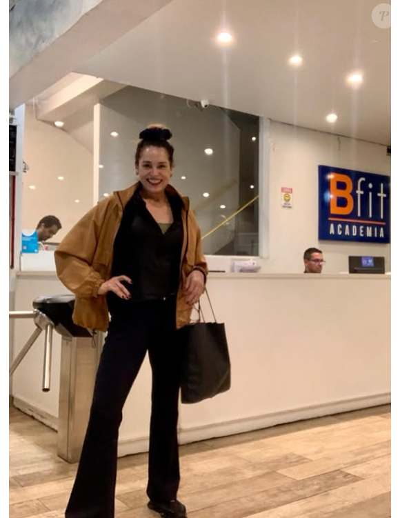 Atriz Suzy Rêgo de 'A Viagem' já compartilhou com os seguidores na web sobre sua rotina de treinos e exercícios; ela é adepta à dieta cetogênica.