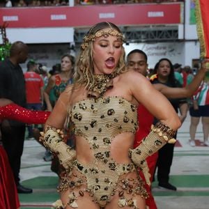 Paolla Oliveira além do carnaval se dedica às gravações da novela 'Vale Tudo'