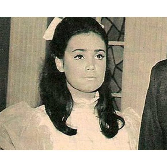 Regina Duarte estreou na TV em 1965 com 'A Deusa Vencida', dando início a uma das carreiras mais marcantes da teledramaturgia brasileira