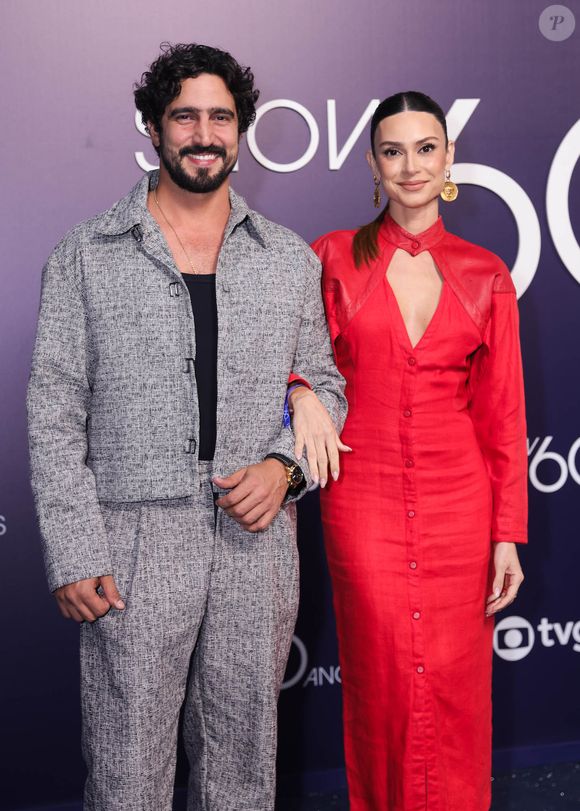 Renato Góes é casado com Thaila Ayala