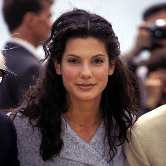Com o passar do tempo, a beleza de Sandra Bullock foi amadurecendo e chegando à que conhecemos hoje