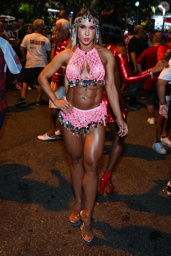 Mulher Melão também recrutou diversas mulheres da comunidade para o quadro de musas do Salgueiro no Carnaval 2026
