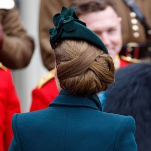 Penteado de Kate Middleton: ele pode ter sido inspirado no Triquetra, ou nó da Trindade irlandesa.