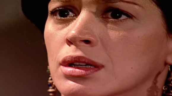 Quem matou Hernandez na novela ‘Terra Nostra’? Hortência desmaia após pressão da polícia e verdade explode na reta final