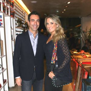 Por meio dos stories do Instagram, Ticiane Pinheiro respondeu algumas perguntas de internautas da web.