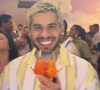 Na festa de Maria Alice, Virginia Fonseca flagrou a reação do ex-marido, Zé Felipe, durante os versos 'Não peça pra que eu te esqueça, pois tudo no mundo me lembra você', de uma música de Hugo e Guilherme.