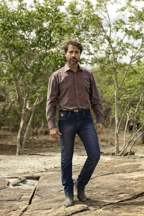 Jean Carlos (Ricardo Pereira) - Bandido do interior. Leva Janete (Letícia Spiller) para longe de Bom Retorno quando ela desmancha o noivado com Alaorzinho (Daniel de Oliveira) e rompe com o pai. Depois de uma noite inesperada juntos, Janete engravida, mas foge antes que ele saiba que vai ser pai.