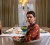 Heleninha (Paolla Oliveira), Celina (Malu Galli) e Afonso (Humberto Carrão) à espera de Odete (Debora Bloch) em Vale Tudo