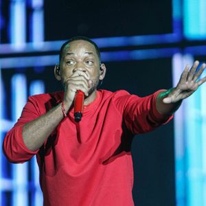 O vínculo profissional entre os dois teve início em novembro de 2024, quando Will Smith contratou o músico para uma apresentação em San Diego. Posteriormente, Joseph foi convidado a integrar oficialmente a turnê de 2025 e também a colaborar no próximo álbum do artista.