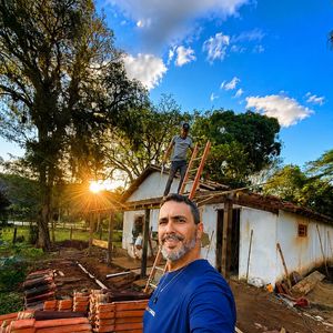 Hoje aos 46 anos, André Marques mudou completamente seu estilo de vida após a morte do pai, em 2025