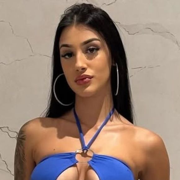 Grávida, Bia Miranda é levada às pressas ao hospital após bolsa estourar e revela medo de parto prematuro: 'Muito cedo'