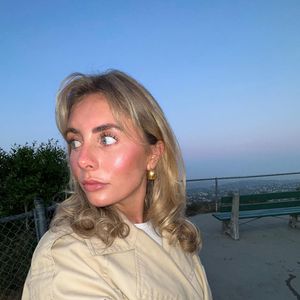 Bonnie Blue afirma que tudo foi gravado em vídeo, que deve ser lançado em uma plataforma de conteúdo adulto