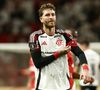 Léo Pereira: jogador do Flamengo tem prato favorito: massa italiana com frutos do mar, o bom miojo com sardinha