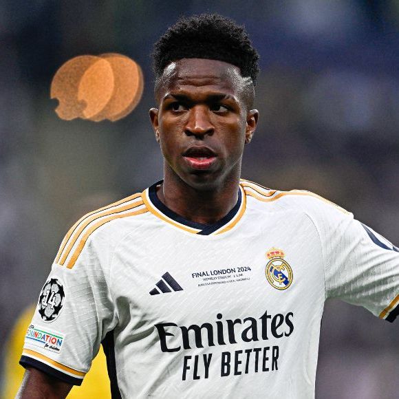 Vini Jr. teve sua tatuagem criticada por um especialista em tatuagem na pele negra