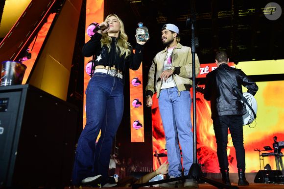 Duda Bertelli dividiu o palco com Zé Felipe durante show do cantor em agosto de 2025 na Festa do Peão de Barretos