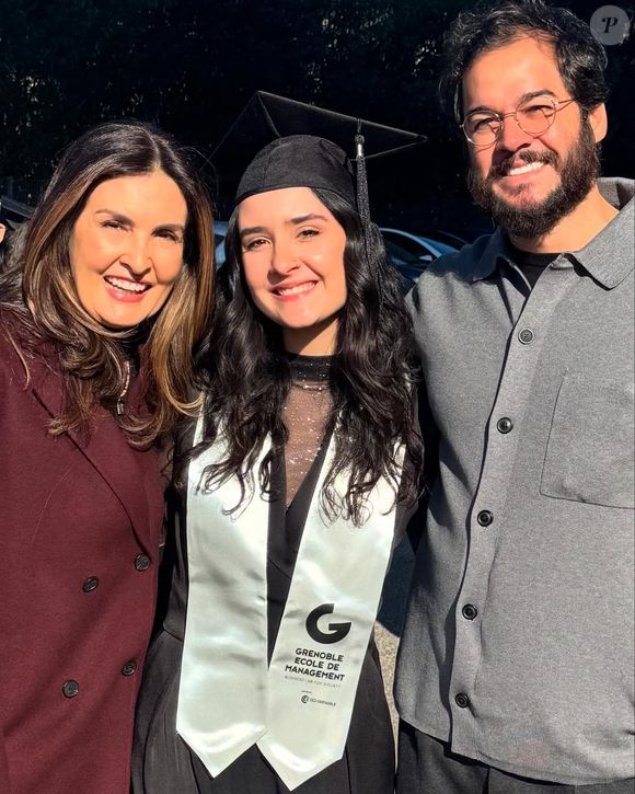 Quem também esteve presente na celebração foi o namorado de Fátima, Túlio Gadêlha, e a namorada de Bonner, Natasha Dantas