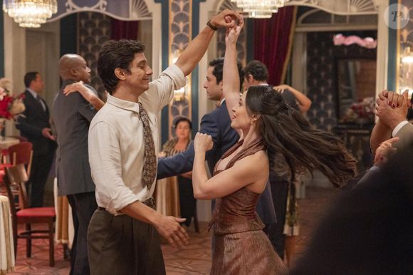 Estela (Larissa Manoela) e Túlio (Cadu Libonati) perceberão que Sandra, caída no chão, não sofreu consequências graves por causa do acessório, uma vez que o camafeu servirá como escudo.