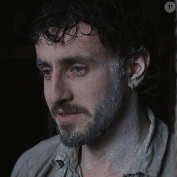 Brinco de Paul Mescal em 'Hamnet' chama atenção do público e revela detalhe histórico ligado a William Shakespeare