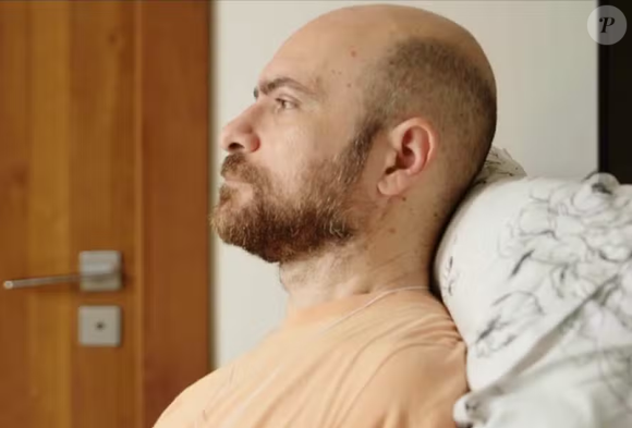 Influenciador católico fica tetraplégico após tentar salvar o filho (09 de fevereiro): Tiba Camargos bateu a cabeça com força em uma pedra submersa