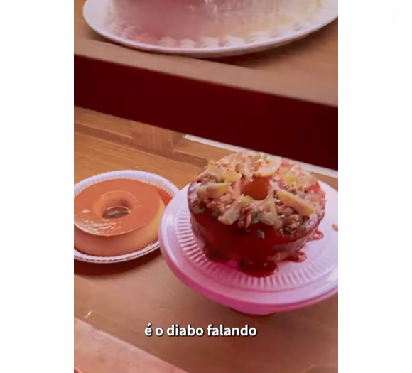 No vídeo, Selton Mello mostrou os doces no set de filmagem: 'A gente começa a fazer dieta para outro filme e o que acontece? Tá entendendo? É o diabo falando', disse o ator.