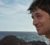 Lucas Bravo vive Bruno Sulak em 'Livre: Encanto criminal'