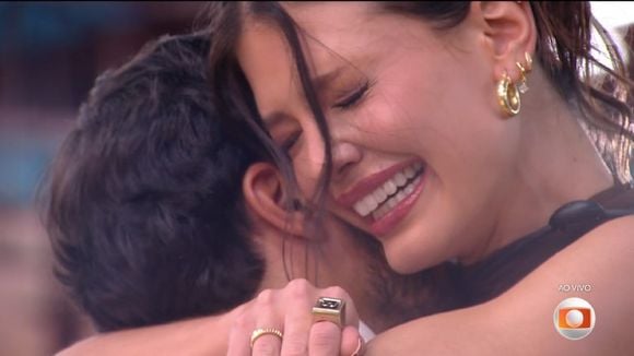Vitória Strada e Mateus continuam no 'BBB 25'