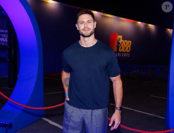 Jonas Sulzbach, Veterano do 'BBB 26', não fugiu do básico em look para festa