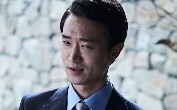 "Quero que ela aceite completamente meu trabalho como ator quando sua identidade estiver formada", alegou Jo Woo-jin