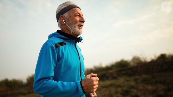 Seu café antes dos treinos tem uma composição simples, mas o esportista mantém um hábito há 40 anos: consome pólen. 'Coloco uma colher na boca e depois tomo o café da manhã.'