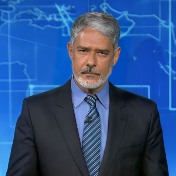 Durante um bom tempo, só se comentou sobre a beleza madura de William Bonner com barba grisalha