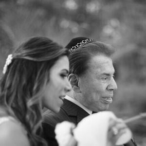 Na ocasião, Silvio Santos entrou acompanhando a filha até o altar usando um tradicional chapéu judeu