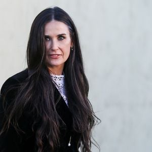 Estrela de 'A Substância', Demi Moore sempre foi alvo de pressão estética e criticada na gringa por seu envelhecimento