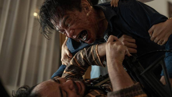 Dica para o Halloween na Netflix: terror indonésio com zumbis de menos de 2h invade o Top Brasil e assusta até quem não tem medo