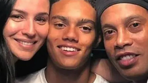 Moradora de Barcelona, personal trainer e empresária focada em treinos e bem-estar: como está hoje Janaína Mendes, aos 41 anos, mãe de João, filho de Ronaldinho Gaúcho