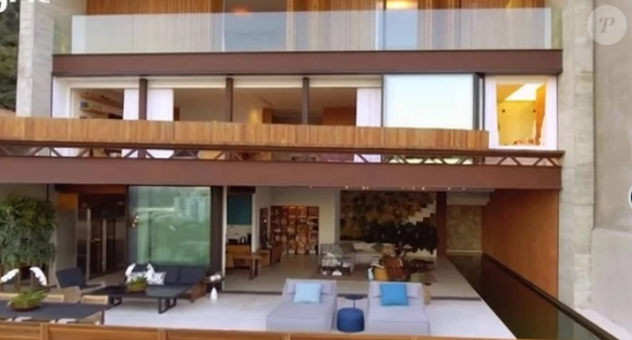 Mansão de Murilo Benício foi projetada pelo arquiteto Miguel Pinto Guimarães e tem como um dos principais destaques a integração entre os ambientes.